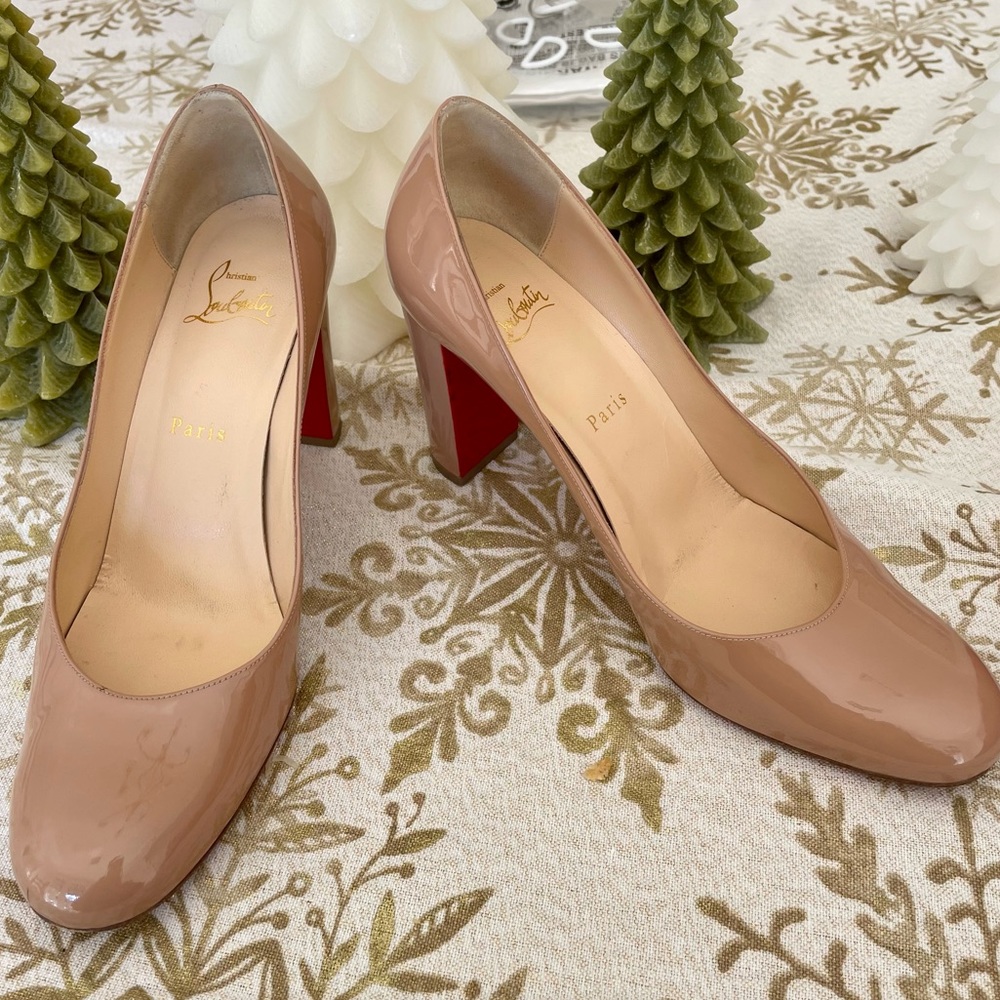 Christian Louboutin nude heels